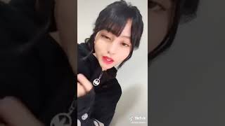 tiktok の可愛い女の子