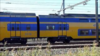 VIRM 9516 passes Barendrecht, close to Rotterdam, 16 october 2011