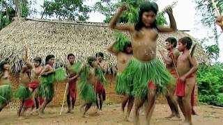 Mujeres desnudas de tribus