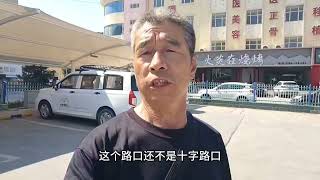 自驾到北屯，老司机真丢人，“X”路口占直行道，再右转有错吗