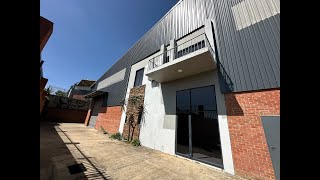 Spacious and Versatile Industrial Unit To Let in Roodepoort