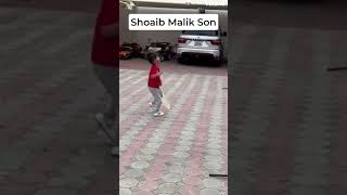 Shoaib Malik son playing badminton #youtubeshorts #ytshorts #asadkhanafridi
