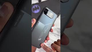 Finally we have a Batman edition Asus ROG phone 6 complete with its own Bat Signal and! @ASUSIndia.official