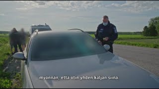 224 km/h humalassa poliiseja vastaan - Poliisit Vaasa