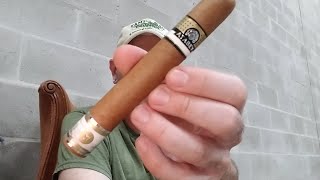 Atabey Ritos (6⅛x55) Cigar Review