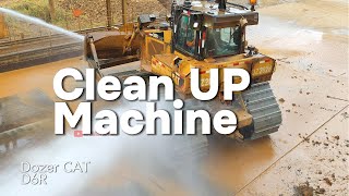 Washing heavy equipment takes 15 minutes. Cat D6R Dozer