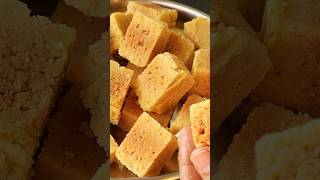 ఈజీ మెథడ్ లో పర్ఫెక్ట్  Mysore pak😋 #shravaniskitchen