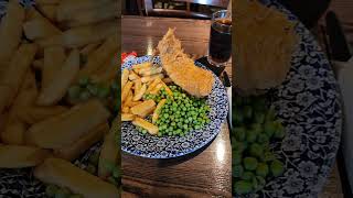 Fish and chips 炸魚薯條 피쉬 앤 칩스, UK 🐟🍟🇬🇧