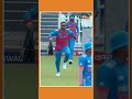 FUNNY RUNNING करते हुए Team INDIA के लिए Drinks लेकर पहुंचे KING KHOLI #viratkohli #aisacup2023