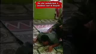 Ruqyah Pasien Kerasukan Jin Ular. Perhatikanlah Gerakan \u0026 Suaranya...!!! @SofyanRuqyahSimalungun