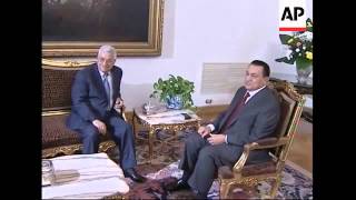 Palestinian President Abbas meets Egyptian President Mubarak