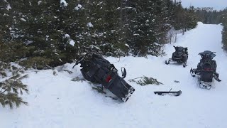 Man dead after 3 snowmobiles crash in Aroostook County