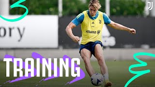 Wednesday training at the JTC with Di Maria, Vlahovic and more! | Juventus Training