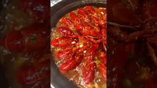 대륙의 스케일。야식은 역시 마라샤오롱샤~ 맛도 때깔도 굿굿！/ Late Night Snack is Malarongsha，It Tastes Amazing~ Spicy Crayfish