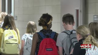 Students in Sioux Falls head back to school