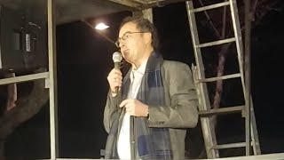 Samo ćemo reći profesor Jovo Bakić, a vi podelite video jer videćete i sami zašto.