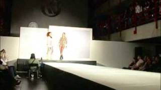 Desfile Criações Projeto de Moda II UniRitter Parte 1