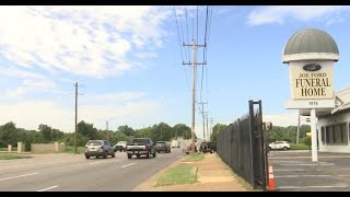 Woman frustrated as mother's ashes sit at Memphis funeral home for nearly a year