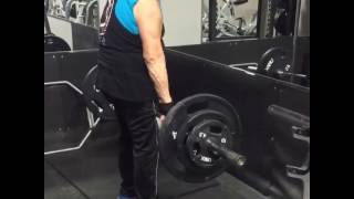 90 year old pap deadlifting 205lb