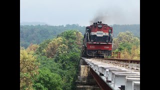 [2014] Meter Gauge Mhow-Akola Passenger traverses the Dhulghat Spiral.