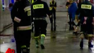 Raw Video: Storms Kill 7 in Poland