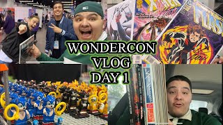 MY FIRST COMIC CON EVER!!!!!! Wonder Con Day 1 VLOG!!!!!!