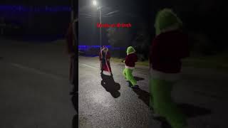 Santa vs Grinch