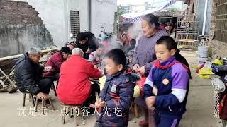 实拍:广西农村生日寿宴，每桌480块，看看吃的是什么