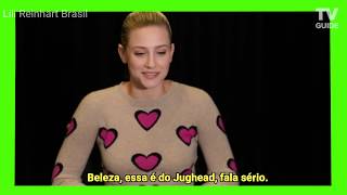 LEGENDADO | Elenco de Riverdale brinca de \