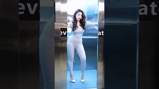 beautiful girl street fashion outfits style #tiktok #chinesefashion #mejoresstreetfashion #shorts