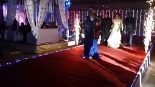 Jashn e Bahara Couples cover. Couples entrance Indian wedding live Bollywood violinist cello