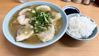 私が好きなラーメン屋の一つです。もちろん辛子高菜はありますよ