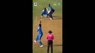 #JosButtler is caught as #AxarPatel strikes for #TeamIndia | 1st ODI | #INDvENGOnJioStar