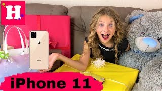 🎁 Мои ПОДАРКИ на 8 лет 😱 IPHONE 11 ?  ПОДАРКИ от популярных Блогеров