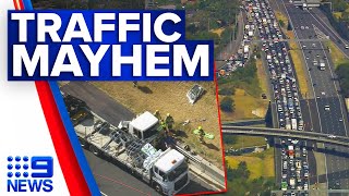 Three injured after major crash on Melbourne freeway | 9 News Australia
