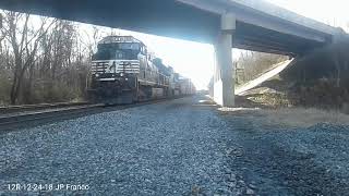 12R with DPU's SD80Mac in the middle of 12R 12/24/18 Hagerstown, Md