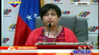 Chávez y Capriles firman acuerdo de respeto a resultados electorales en Venezuela
