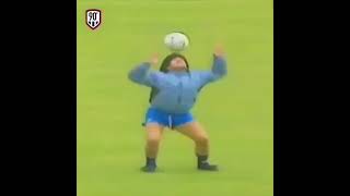 Maradona skills#shorts #maradona #youtubeshorts
