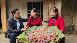 Engineer Khanh felt very happy to see his Mother's affection for Tu Lien.