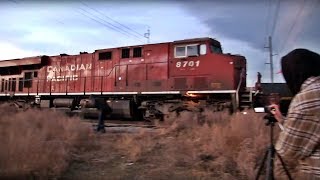 CP 9806 Drags 2-201 With P5 Horn Show \u0026 CEFX AC4400CW 1039 At Keith Alberta