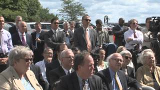 Malloy Tops Off UConn Health’s New Hospital Tower