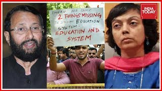 Anti CBSE Protests Continues Across Delhi, Demands Sacking Of HRD Minister & CBSE Chief | 5ive Live