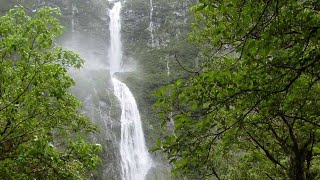 दोलखाको सदरमुकाम  चरिकोट नजिकै झरनाको मनोरम दृश्य #Waterfall