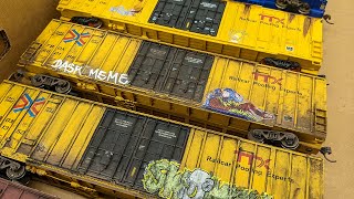 Modern HO Scale Freight Collection - Weathered \u0026 Graffiti