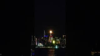 Talking to the Moon 🌚🌚 #fotografia #moon #moonlight #moonknight #photo #nyc