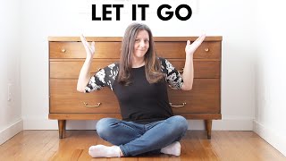 How to LET IT GO | Why decluttering is so hard | Minimalism for Beginners