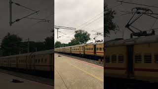 06591 /Yesvantpur - Hosur MEMU Express Special  at CRLM