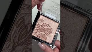 MegaGlo Highlighting Powder 'Precious Petals'