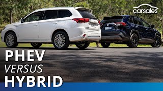 2020 Mitsubishi Outlander PHEV v Toyota RAV4 Hybrid Comparison Test @carsales
