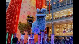 Acrobatic Double Lion Dance (舞獅 Múa Lân) by Khuan Loke 群乐龙狮团 @ Suria KLCC I CNY2018 I 4K UHD